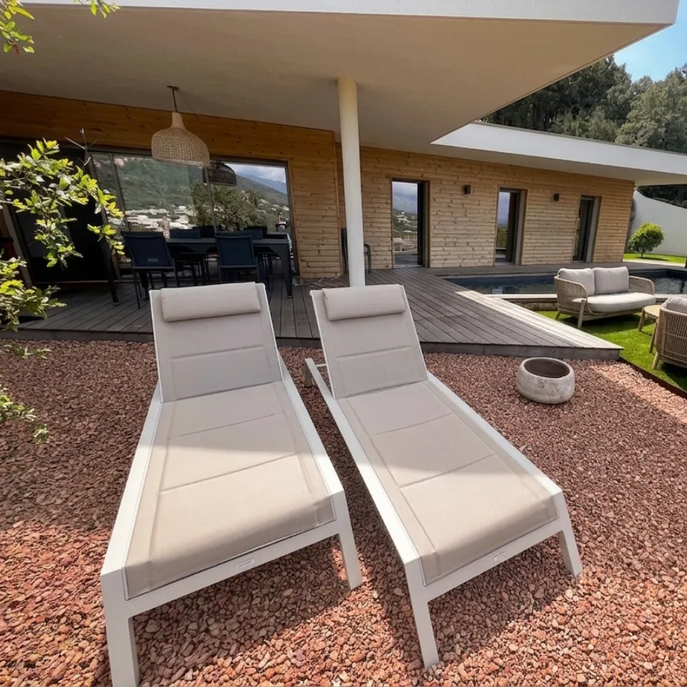 Chaise longue corse villa