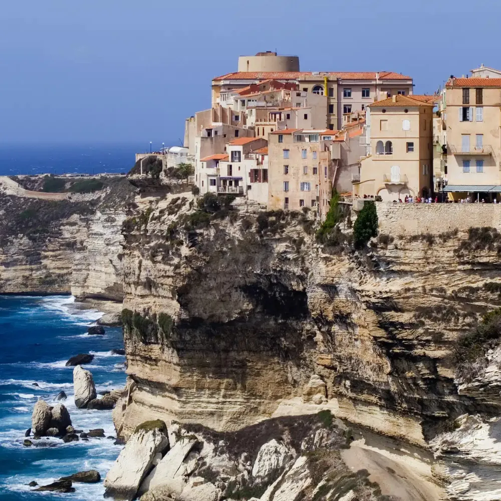 Croisière Bonifacio falaises Lavezzi